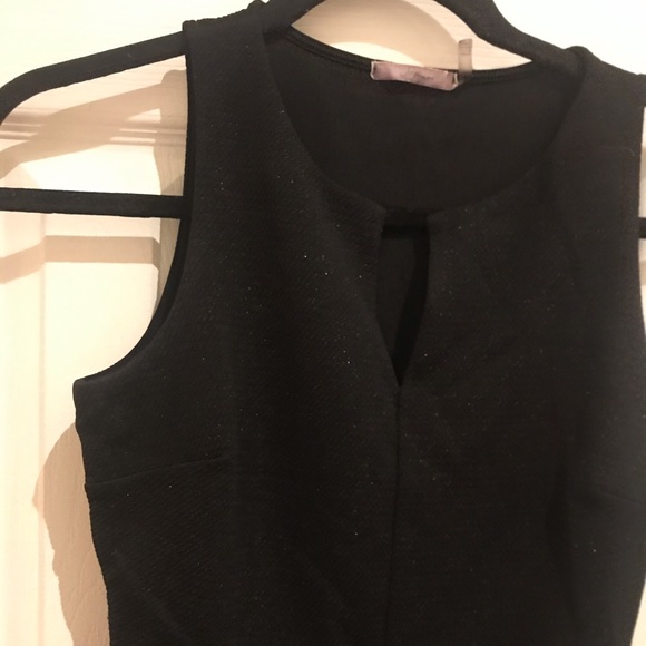 SOPRANO BRAND BLACK PEPLUM TOP- S - Picture 2 of 4